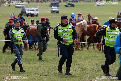 Алба хаагчид бүсийн наадмын хамгаалалтад үүрэг гүйцэтгэнэ
